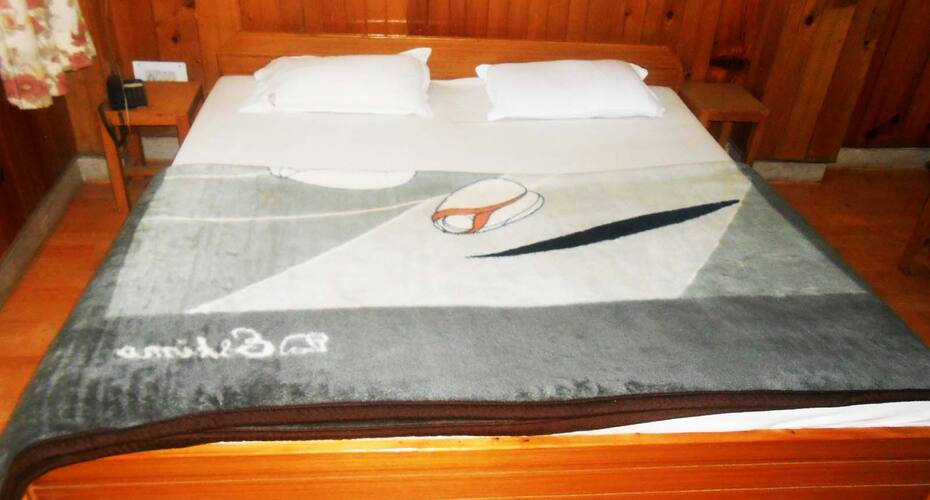 Hotel Rock-N-River, Kullu 5